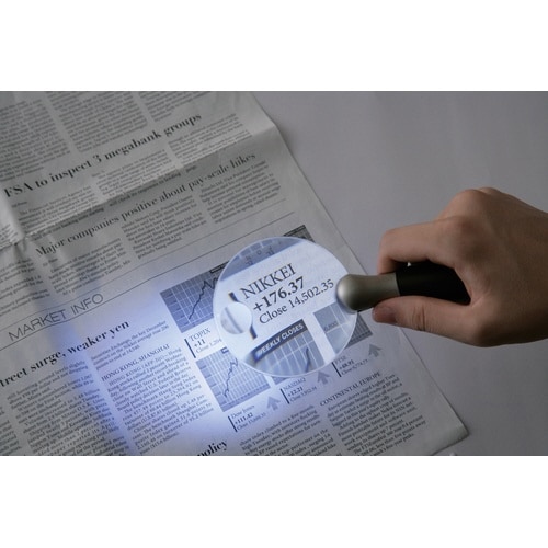 ノンフレームルーペ (LEDライト付)×2