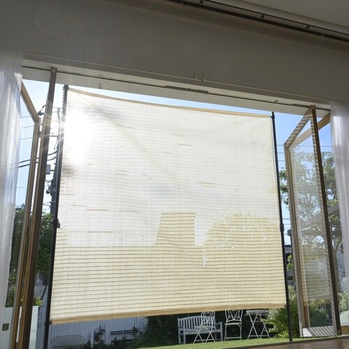 突っ張り目隠しサンシェード200×200IV