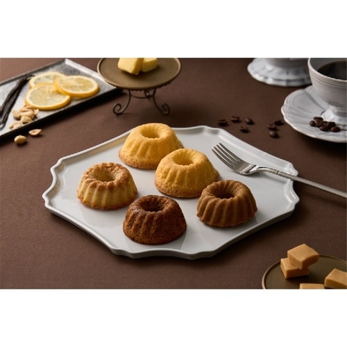 Toshi Yoroizuka クグロフ 5個入