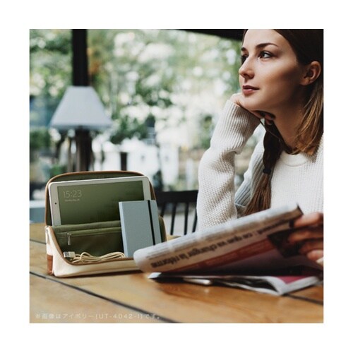 立つバッグインバッグ タブレットサイズ