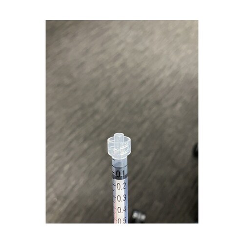 トップシリンジ 1mlロックタイプ(針な