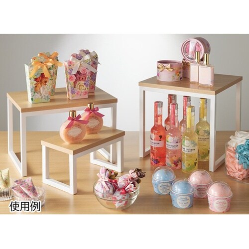 スチール脚コの字型ディスプレイ エクリュ