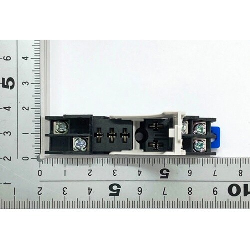 リレーソケット スリムパワーリレー用 1