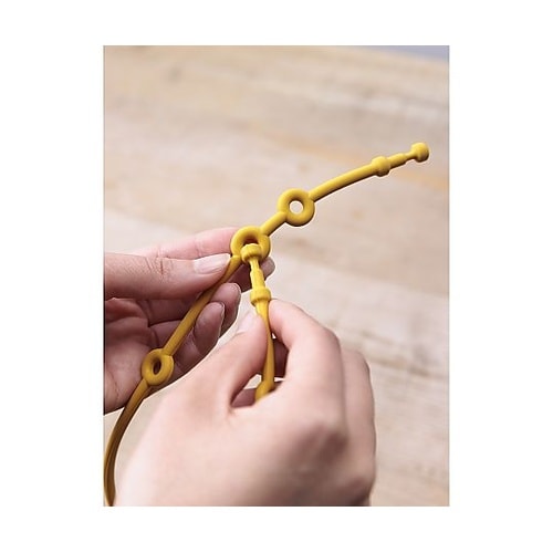 ベビー ニギニギハンカチ シリコンストラ