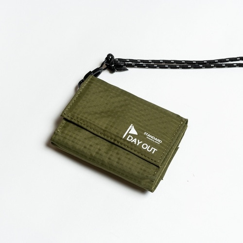 財布 DAY OUT ゼニー 2way khaki