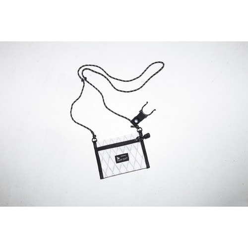 財布 ネックウォレット DAY OUT WHITE