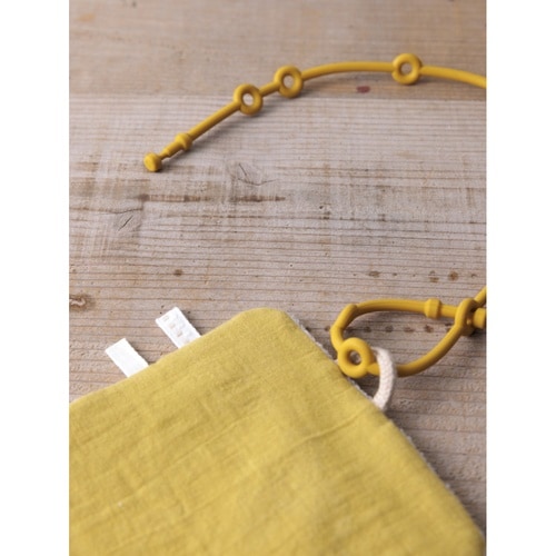 ベビー ニギニギハンカチ イエロー