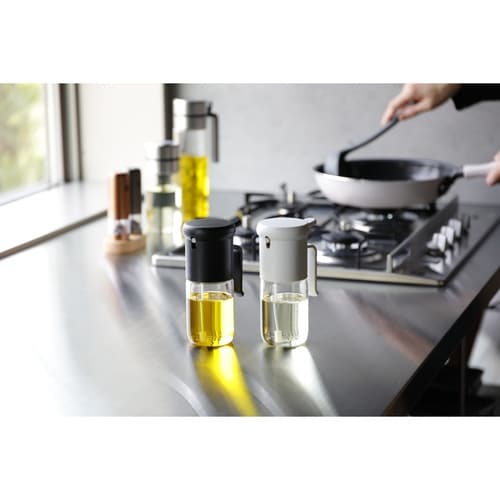 オイルスプレー 250ml ブラック