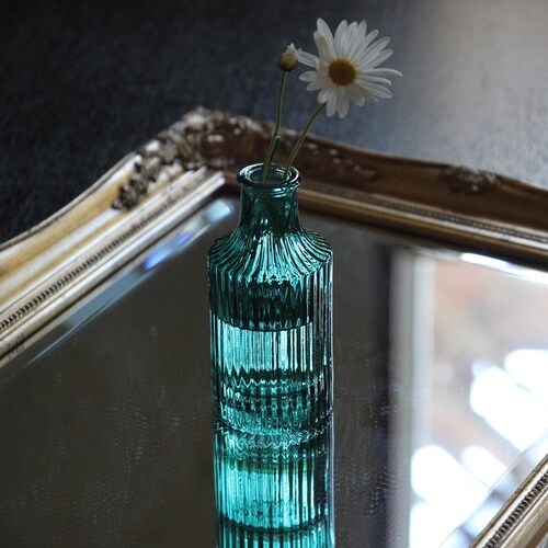 花瓶 プチフラワーベース グリーン アン