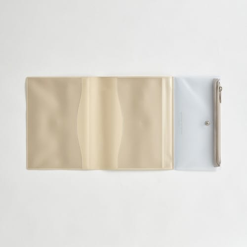 isshoni.ノートカバーPVC A6×8