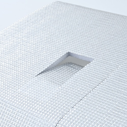 瞬間設置エアコンガード ひざし付き