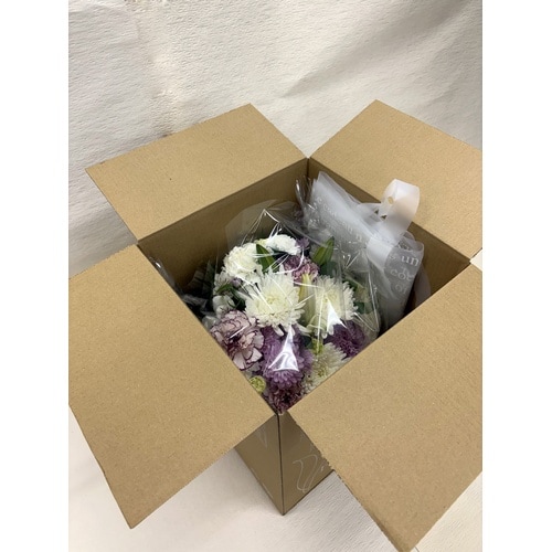 季節のお供えアレンジメント 想いを届けるお供え花