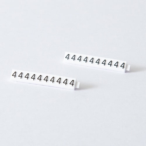 ニュープライスキューブ補充M用(20粒)白/黒 4