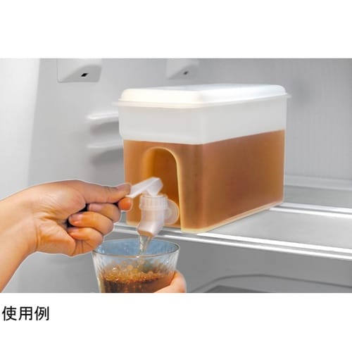 冷蔵庫に入れてラクラク注げるドリンクサー
