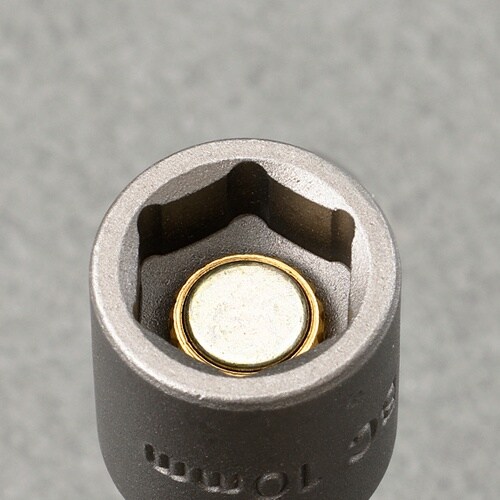 EA612AZ−413 13.0x65mm ナット