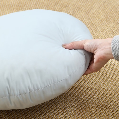 ふんわり沈む 冷感丸クッション φ40 BL 4個