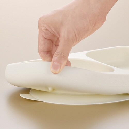 食器 すくいやすいシリコーンプレート アイボリー