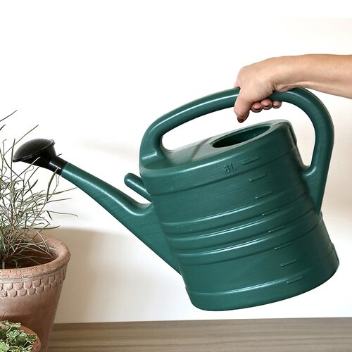 プラスチックジョーロ 8L