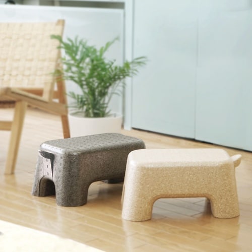 EPP製ソフトな踏台 STECCO オフブラック