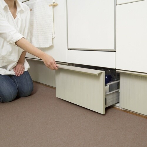 置くだけで吸着するズレない ブラウン