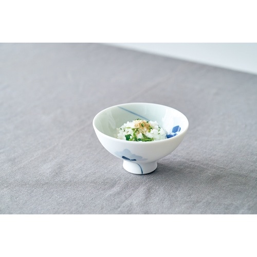 レインリリー 瀬戸染付茶碗