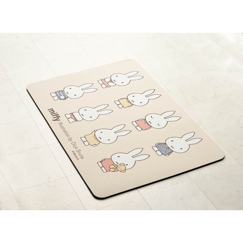 バスマット 40×60cm ミッフィー 珪藻土入