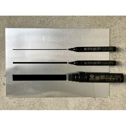 ガテン無敵マーカーPRO 丸芯型 パック 黒