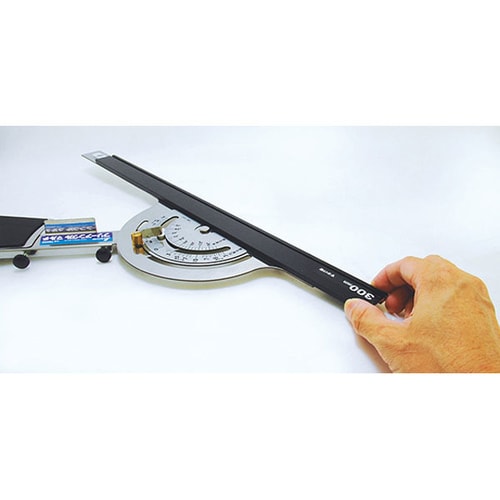 丸ノコガイド定規フリーアングルマルチ