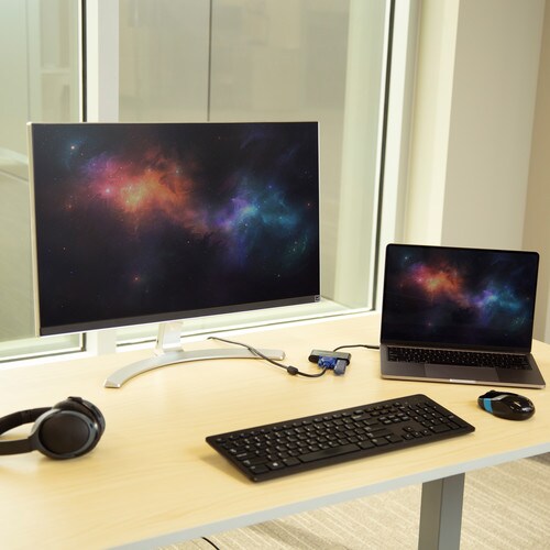 USB−C接続マルチアダプタ VGA/60W PD