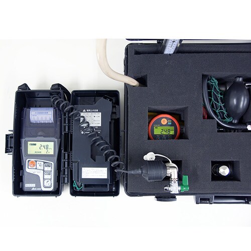 ポータブル圧力計チェッカー