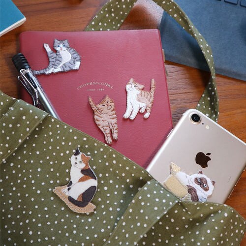 気ままなポーズの猫ワッペン 2