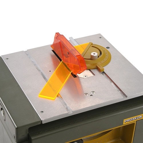 スーパーサキュラソウテーブル