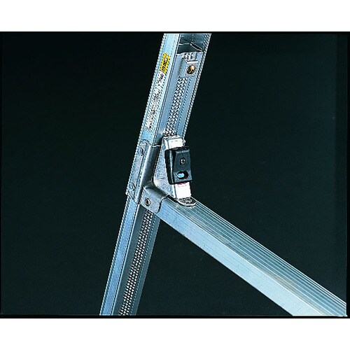 はしご兼用脚立(調整脚)1.83−2.13m