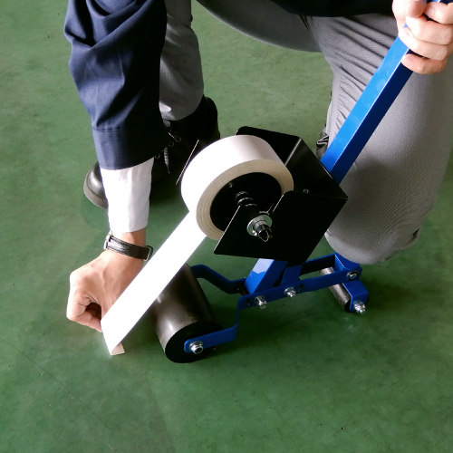 ラインテープディスペンサー