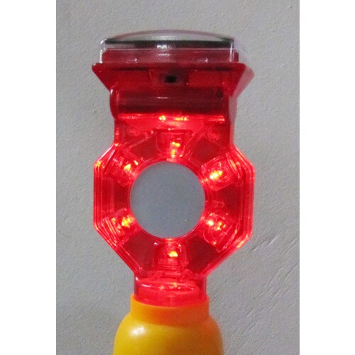 LED現場点滅灯(ソーラー充電・コーン用/赤)