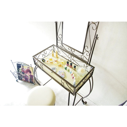 ドレッサー(スツール付き)