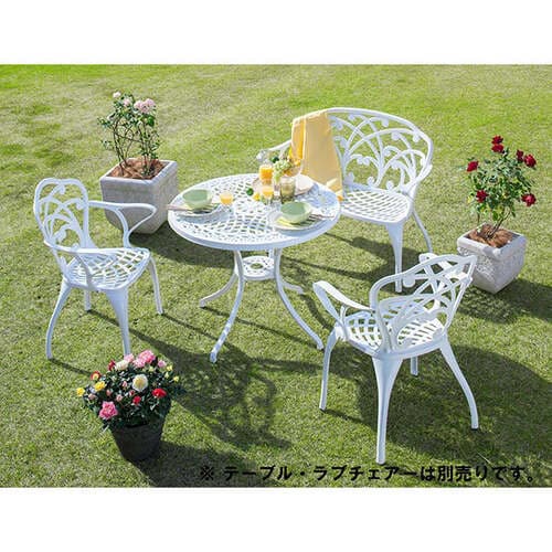 リーズラウンドテーブル