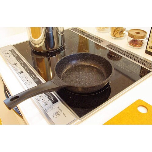 軽量 ダイヤモンドマーブルIH フライパン20cm