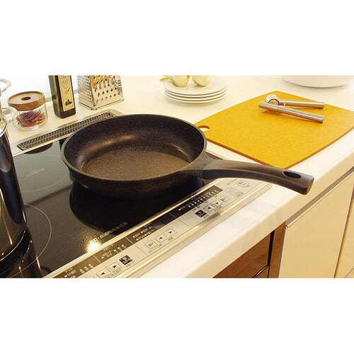 軽量 ダイヤモンドマーブルIH フライパン26cm