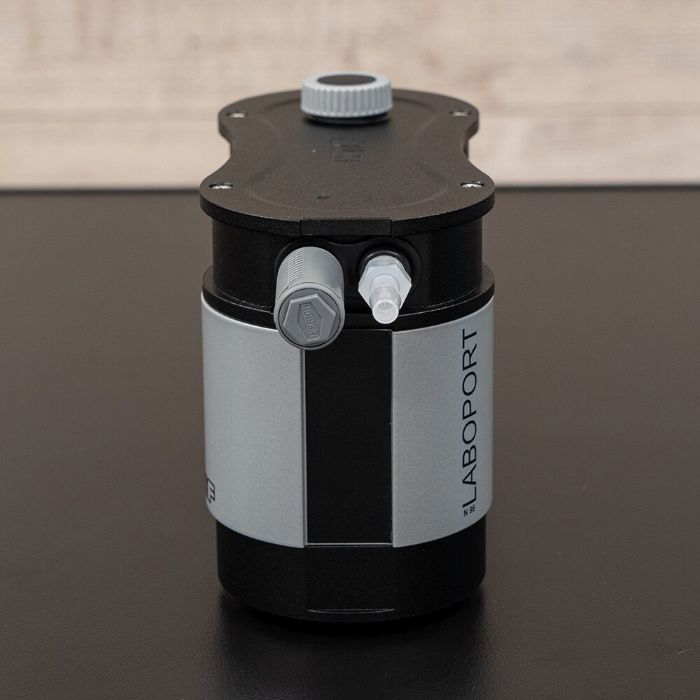 N96.18 真空ポンプ・コンプレッサー