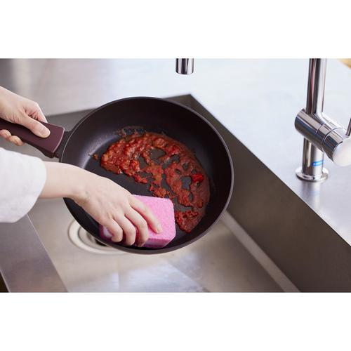 取っ手一体型フライパン26cm IH