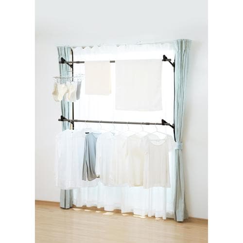 木目調窓枠物干し