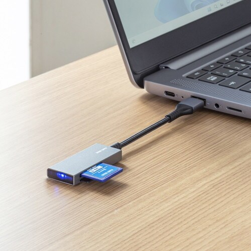 USB3.2 Gen1 カードリーダー