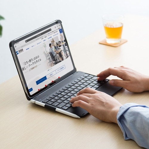 10.9インチiPad専用ケース付きキーボード