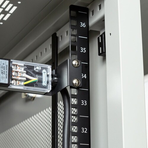 サーバーラック用コンセントバー1U