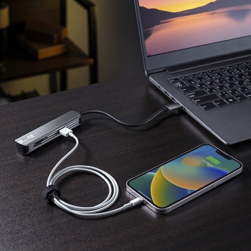 USB Type−Cマルチ変換アダプタ