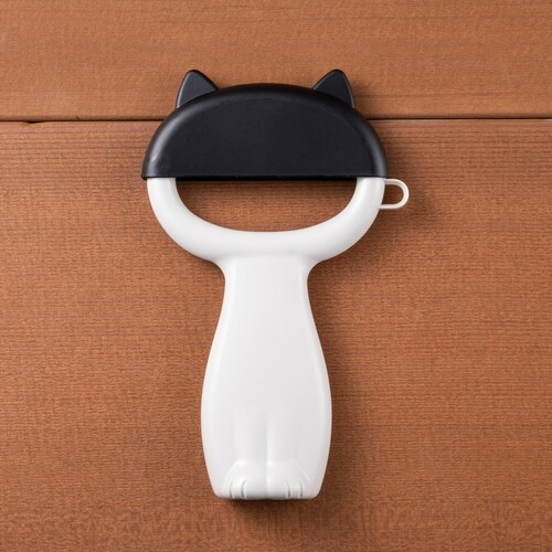 ぼうし型カバー付き ねこのピーラー