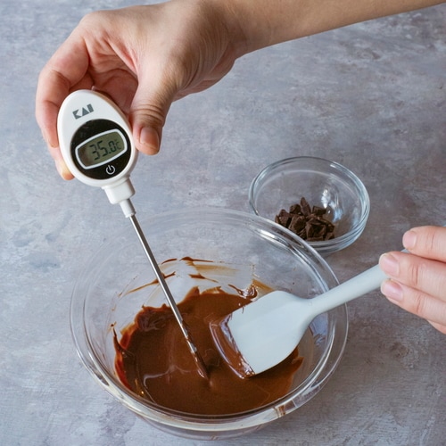 KK 温度が見やすいデジタル表示の温度計