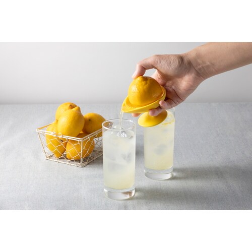 KK 軽い力でしっかりしぼれるレモンジューサー