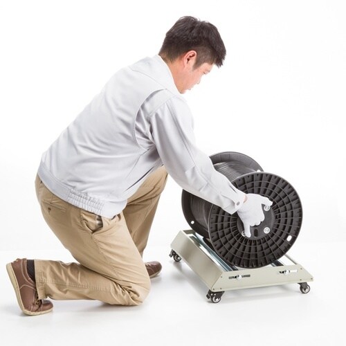 ケーブルドラムローラー